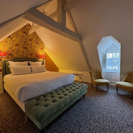 Le Tardif, Noble Guesthouse Bayeux Bagian luar foto