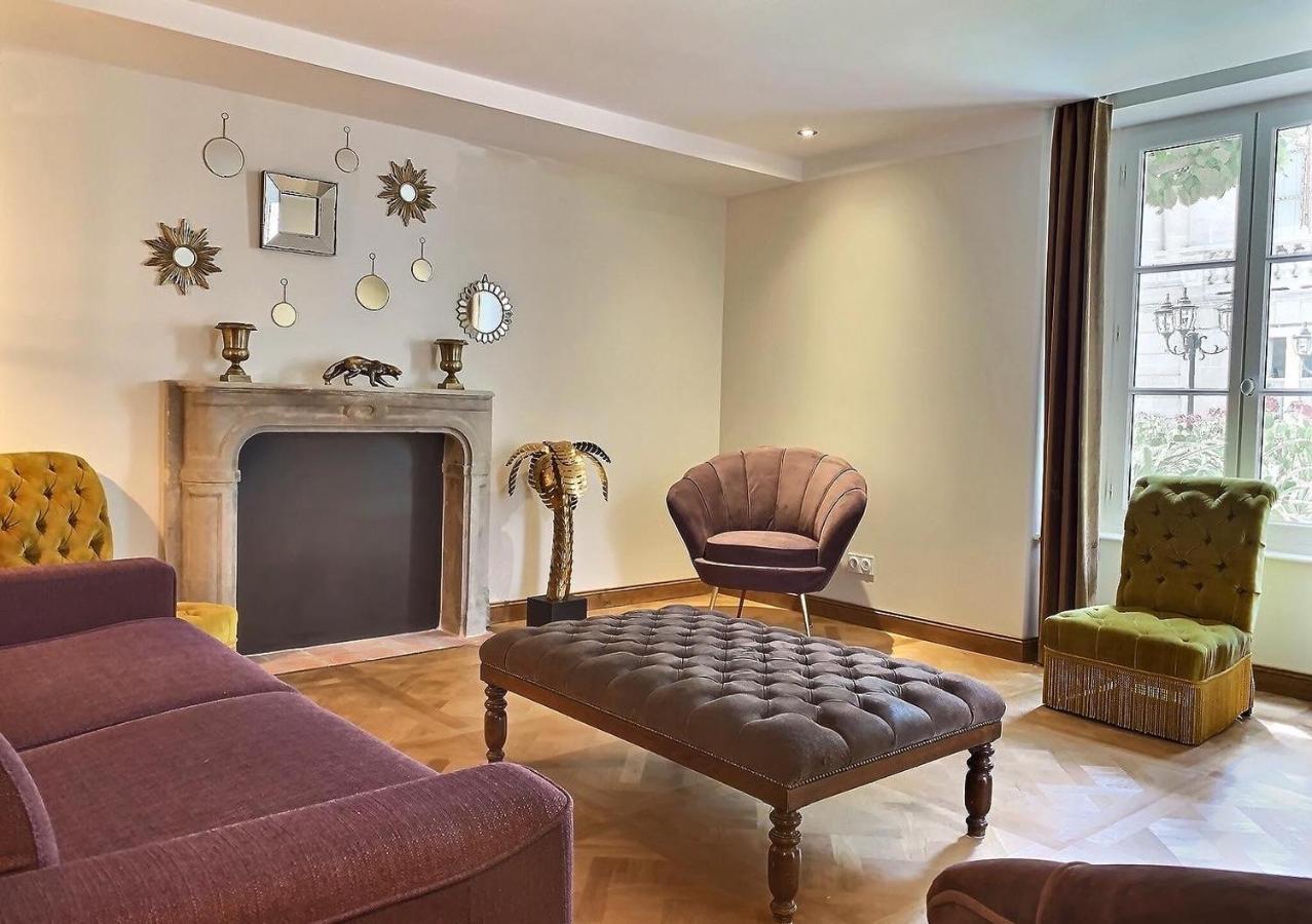 Le Tardif, Noble Guesthouse Bayeux Bagian luar foto