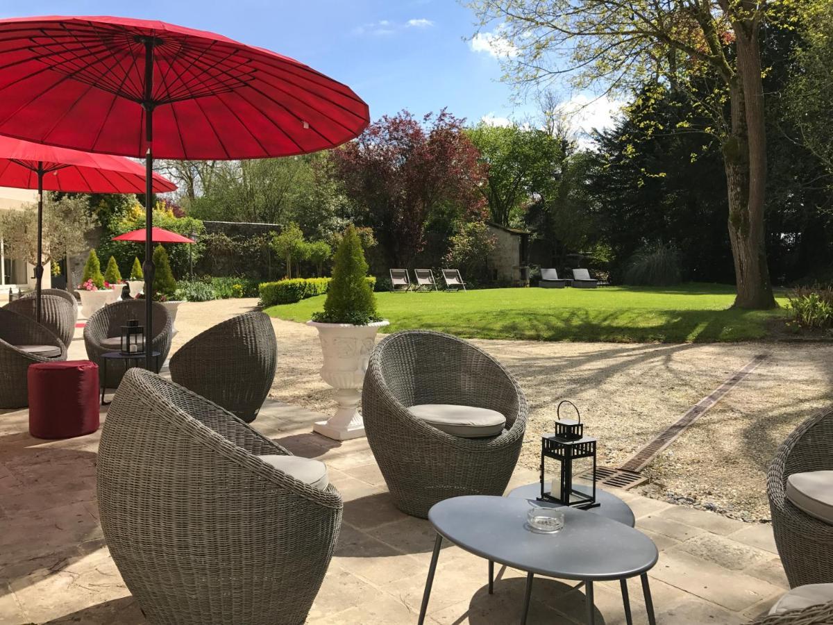 Le Tardif, Noble Guesthouse Bayeux Bagian luar foto