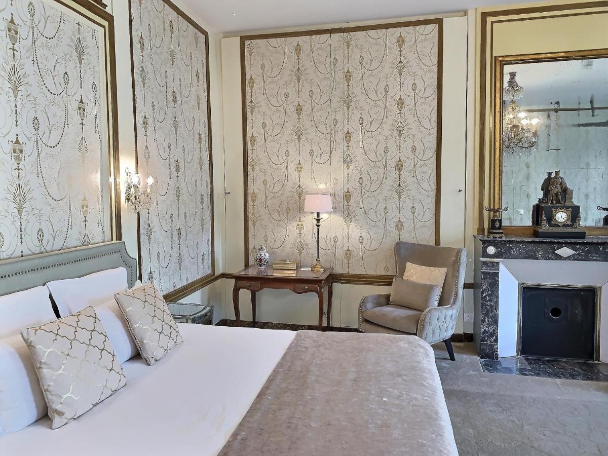 Le Tardif, Noble Guesthouse Bayeux Bagian luar foto