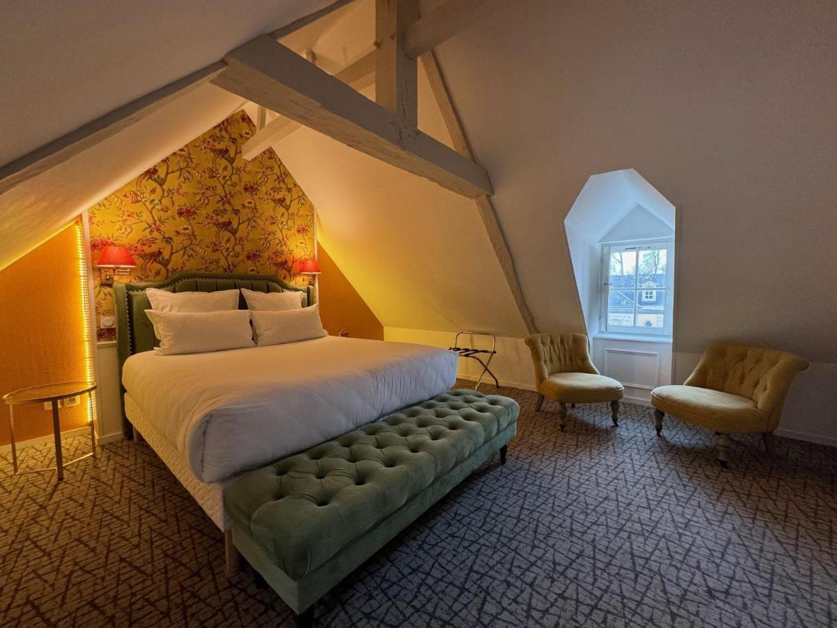 Le Tardif, Noble Guesthouse Bayeux Bagian luar foto