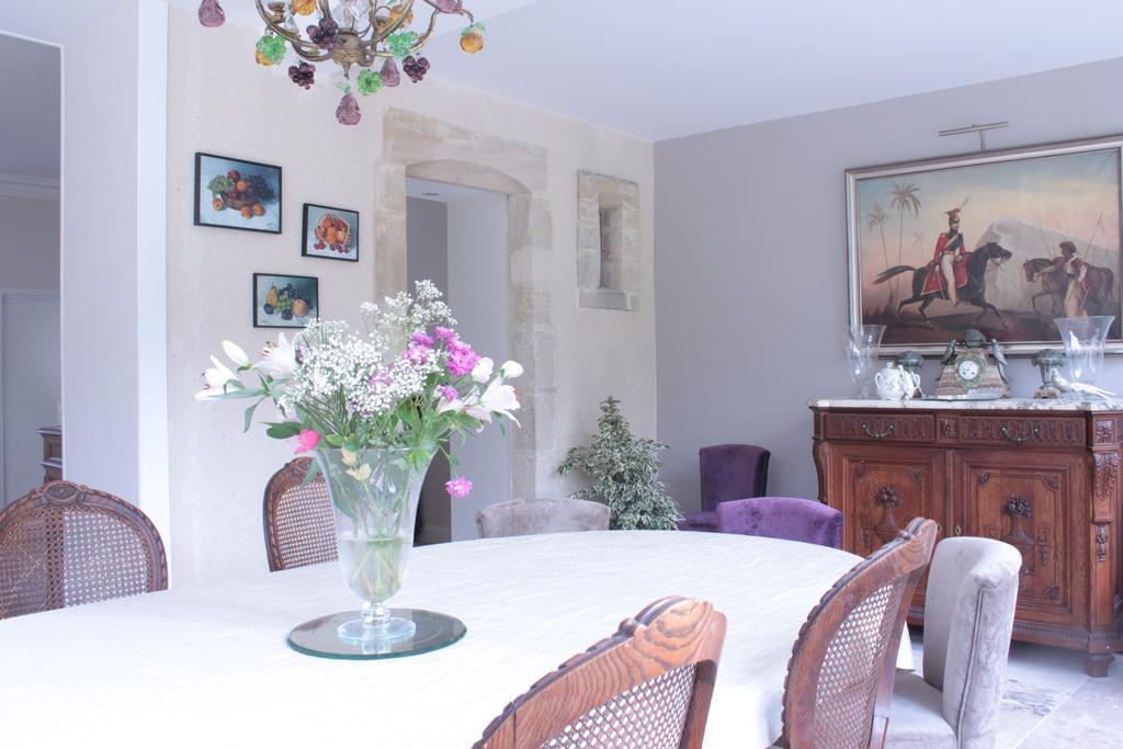 Le Tardif, Noble Guesthouse Bayeux Bagian luar foto