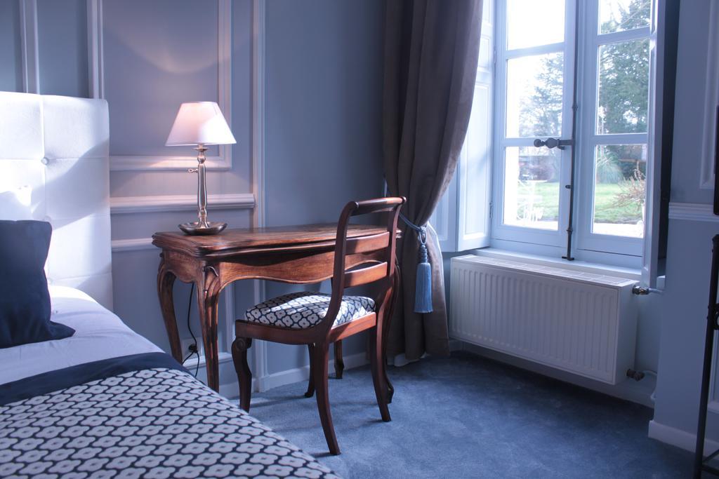 Le Tardif, Noble Guesthouse Bayeux Ruang foto