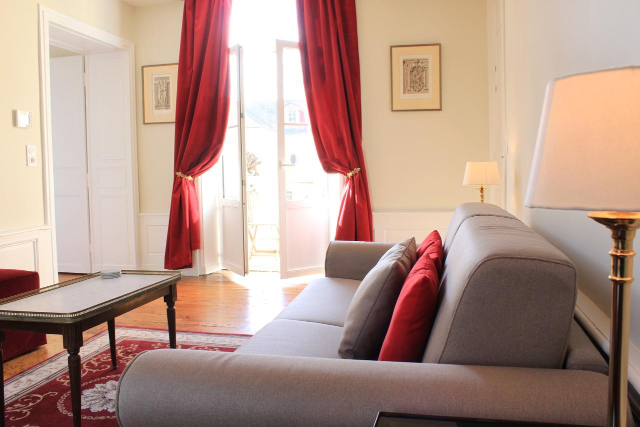 Le Tardif, Noble Guesthouse Bayeux Bagian luar foto