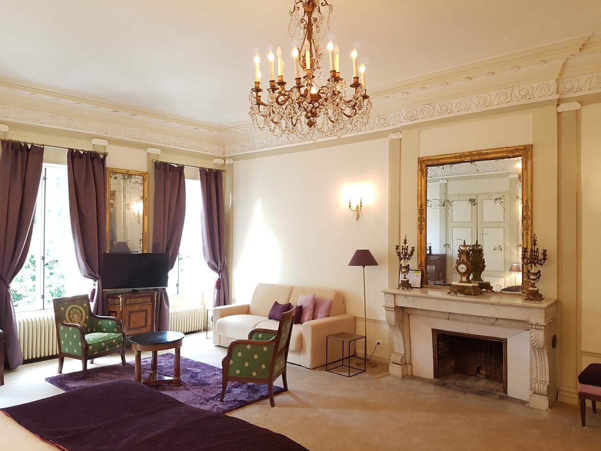 Le Tardif, Noble Guesthouse Bayeux Bagian luar foto